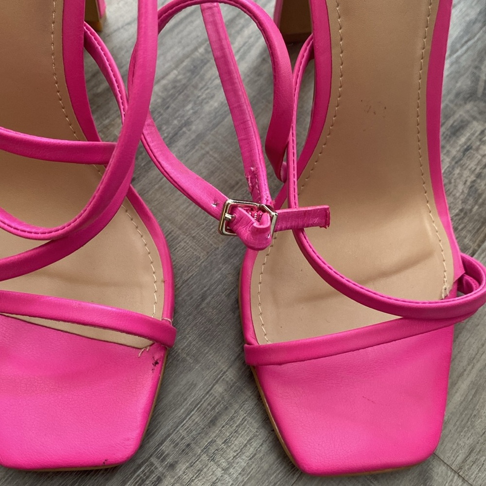 Express heels - Picture 2 of 6